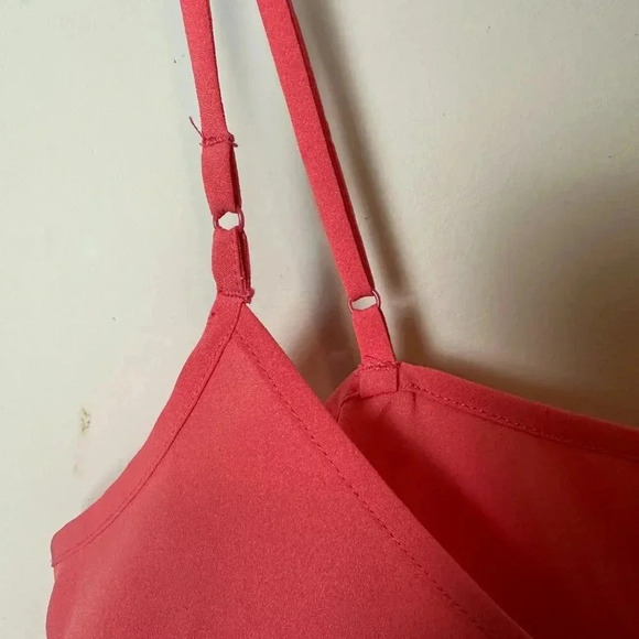 Le Chateau Pink Cami - Picture 3 of 6